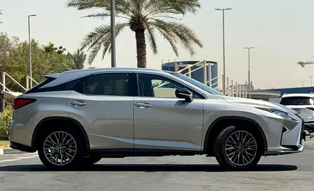 صورة 4 لـ 2019 Lexus RX-SERIES