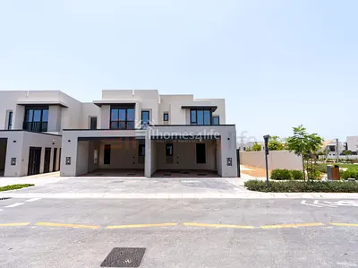 Modern 4BR Villa | Vacant | Family Living