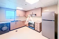 Fully Refurbished 2 bedroom | Near two Metro Station — 2