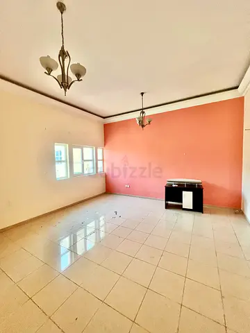 Room available for rent in Nad ul hamer near aswaq mall