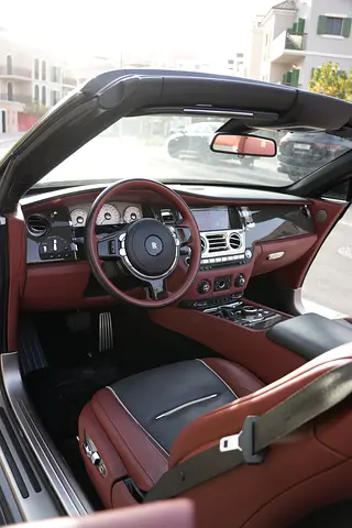 صورة 3 لـ 2019 ROLLS-ROYCE DAWN
