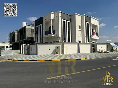 2-floor villa, 5 master bedrooms, near main street exit, price reduced for quick sale, seize this opportunity now for living or investment.