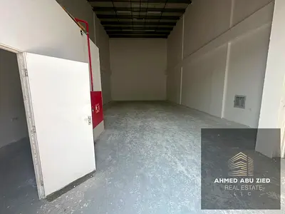 مستودع يصلح لجميع الانشطه التجاريه / مساحه كبيره جدا / كفاءة كهربيه عاليه / مناسب للانشطه التجاريه / لوكيشن مميز سهل الوصول لدبي / تسهيلات في الدفعات
