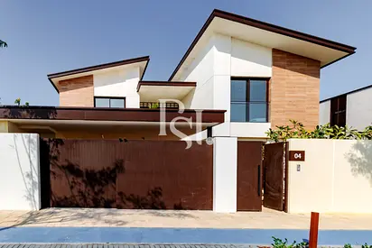 Hot Deal | Single Row | High Ceiling | Best Investment