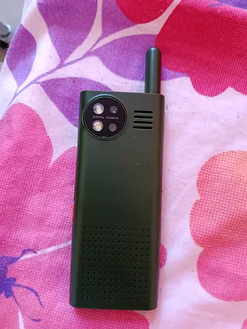 3 SIM mobile with radio and torch