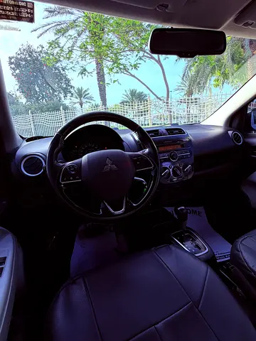 Mitsubishi Attrage GLS, миниатюра 13