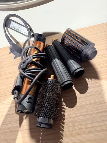Dyson-style Airwrap Hot Air Brush with Multiple Round Brush Attachments