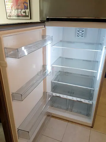 Panasonic 570L Top-Mount Fridge (432L net) – Silver/Inox – Working Perfectly