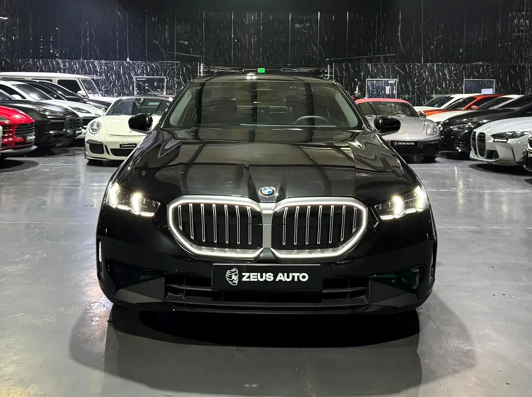 BMW 5-Series 2026