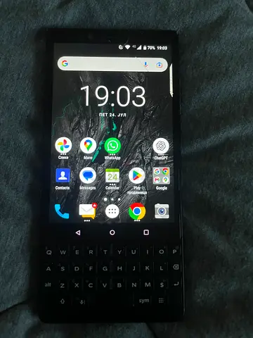 BlackBerry KEY2 with physical keyboard - good working condition