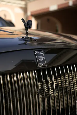 صورة مصغرة 18 لـ 2019 ROLLS-ROYCE DAWN