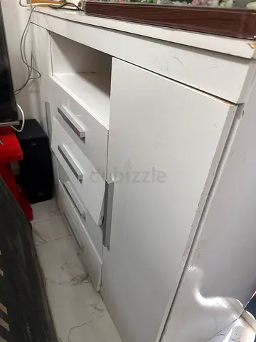 White Storage Unit with Drawers
