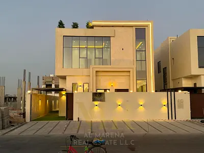 فيلا فاخرة جاهزة للسكن الفوري شامل رسوم التسجيل ونقل الملكية في موقع استراتيجي قريب من جميع الخدمات
