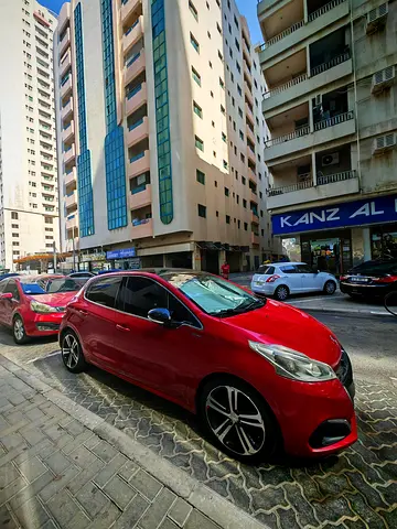 Peugeot 208 GT 2016