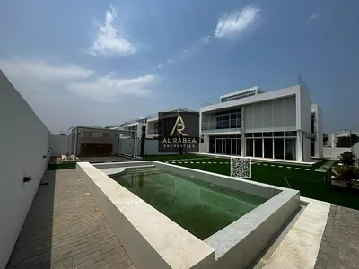 Freehold + 10,000 sq ft + 5 master bedrooms + garden + 20 minutes to Dubai