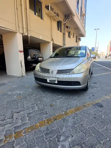 Nissan Tiida SE 2006 | Japanese Specs | Excellent Condition. Negotiable price