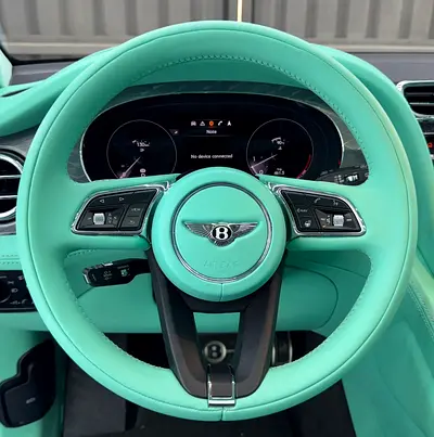 صورة مصغرة 15 لـ 2021 Bentley BENTAYGA