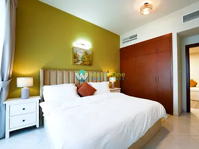 Fully Furnished | Bright & Airy | Keys Ready