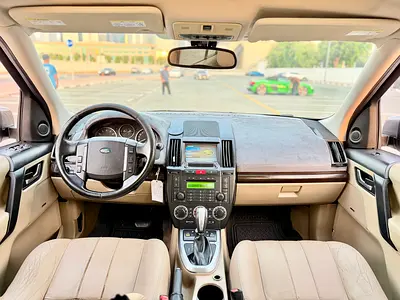 2011 LAND Rover LR2 照片 16