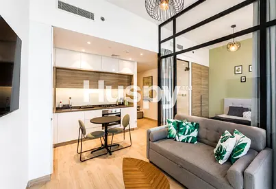 Upgraded | Exclusive | Mid Floor