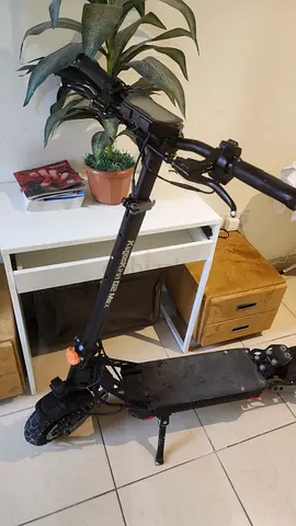 Kugoo Kirin G2 Max Electric Scooter - Excellent Condition
