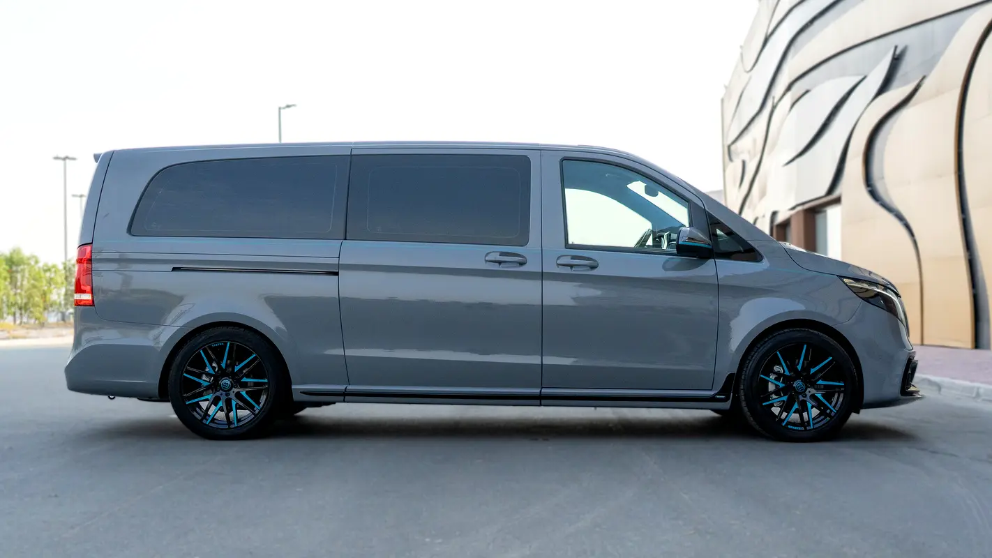 Mercedes-Benz V-Class 2023