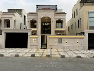فيلا بتصميم كلاسيكي مميز للبيع – طابقين وروف مع تكييف مركزي موقع استراتيجي على شارع الشيخ محمد بن زايد مباشرة، مع كافة المميزات الفاخرة