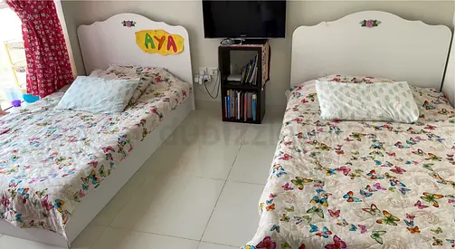 Bed room