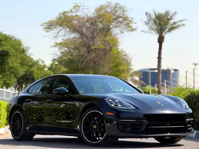 Porsche Panamera Black Edition 2023 (Original Paint – Accident Free – Low Mileage – Full Option)