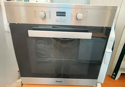 Miele Built-in Electric Oven 60 cm – Premium German Quality