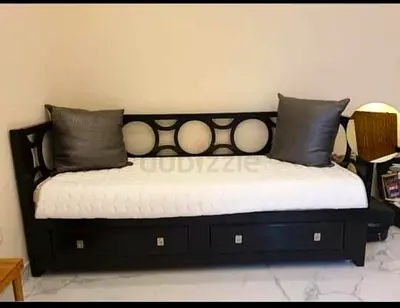 Ikea sofa day bed