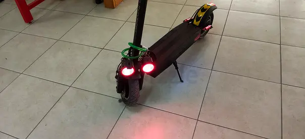 Electric Scooter with Front Lights and Kickstand - Good Condition
