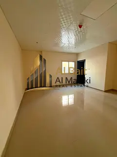 Free Parking | Modern Studio – Second Tenant