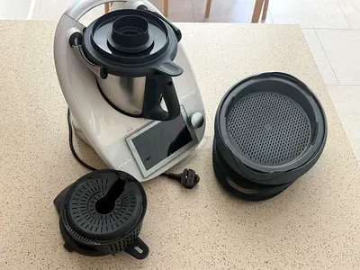 Thermomix TM6 with Varoma and Steaming Accessories - Excellent Condition