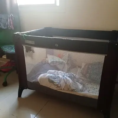 Baby traveling bed