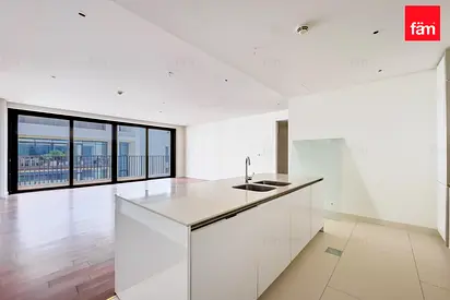 Spacious | 1 Bedroom | Boulevard Facing| Vacant