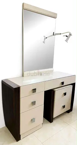 Dressing table for sale