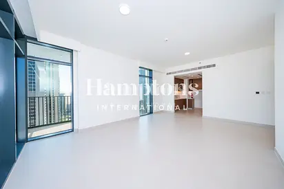 High Floor | Canal and Lagoon View | Palace North
