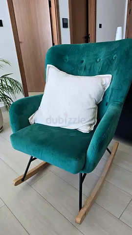 Sofas, Green Velvet Accent Armchair with Wooden Legs, table - Good Condition