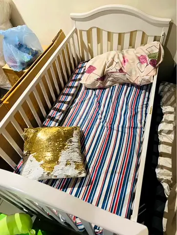 Baby bed with mattress