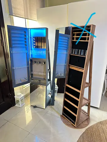 Tall rotating jewelry cabinet with LED mirror - good condition 170cm x 40cm