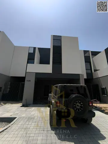Luxury villa for sale in Al-Zawraa with a modern design and high-end finishes, all-inclusive price.