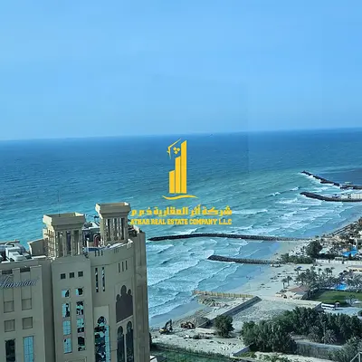 First occupancy, luxurious and elegant 3-bedroom apartment with a fully furnished living room, avai