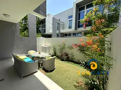 Furnished, Near pool, back to back
