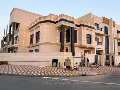 Luxury villa for sale in Al-Haliou 1, exceptional spaces with luxurious finishing, all-inclusive price.