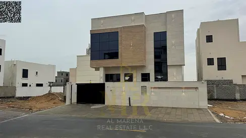 فيلا بسعر شامل رسوم التسجيل والتمليك على الشارع الرئيسي جاهزة للسكن في أرقي مناطق عجمان تملك حر لجميع الجنسيات بدون دفعة مقدمة..