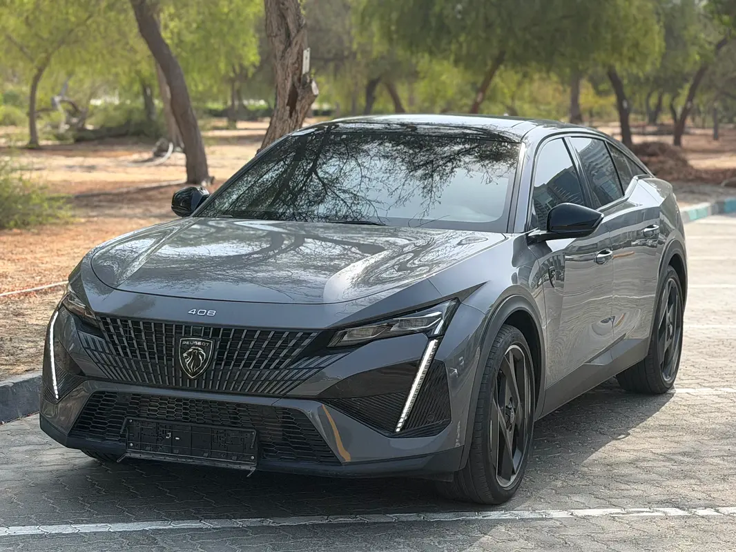 2025 بيجو 408