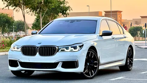 BMW M760Li xDrive 2017 | V12 M Perfomance | GCC Specs | Agency maintained | 3 Keys