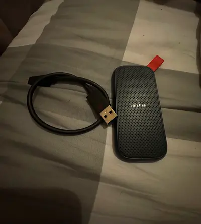SanDisk 1TB Portable SSD - Up to 800MB/s speed