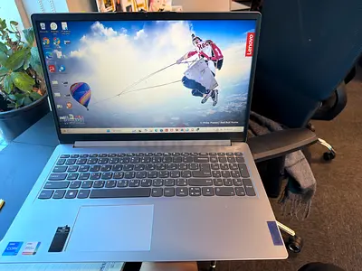 Lenovo 12th Gen i7